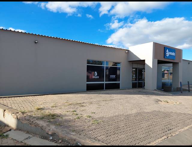 3,569M² BUSINESS CENTRE FOR SALE IN FUTURA INDUSTRIAL